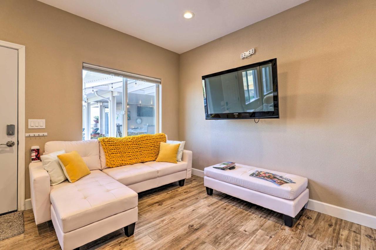 Modern Sun City Studio Near Deer Valley Golf Sun City West Exterior foto